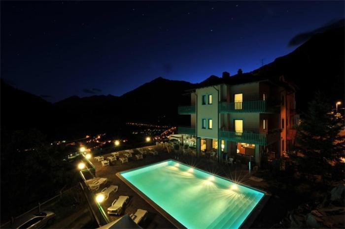 Hotel Torre Sondalo Exterior photo